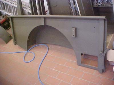 Lackiertes rechte Seitenteil