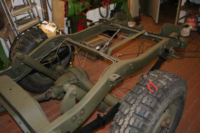 Hinterachse wieder eingebaut